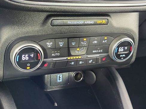 Used 2020 Ford Escape Titanium AWD/4WD image 26
