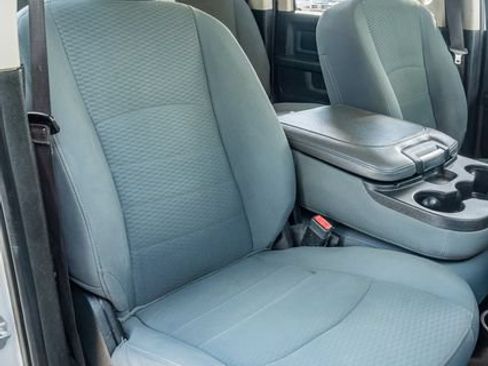 Used 2018 RAM 2500 Tradesman w/ Chrome Appearance Group AWD/4WD image 43