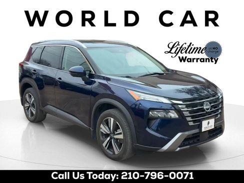 Used 2024 Nissan Rogue SL w/ SL Premium Package FWD image 17