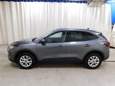 Used 2025 Ford Escape Active image 2