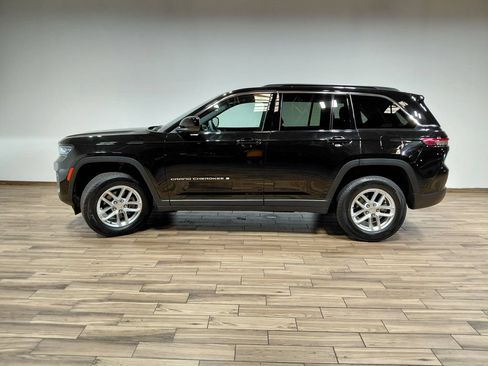 Used 2025 Jeep Grand Cherokee Laredo X w/ Luxury Tech Group I AWD/4WD image 26