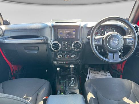 Used 2014 Jeep Wrangler Unlimited Sport AWD/4WD image 22