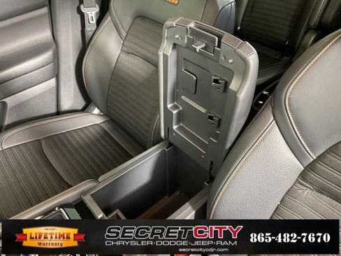 Used 2024 Nissan Pathfinder Rock Creek image 25