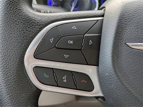 Used 2019 Chrysler Pacifica LX w/ Tire & Wheel Group image 28