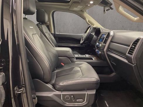 Used 2019 Ford Expedition Platinum AWD/4WD image 21