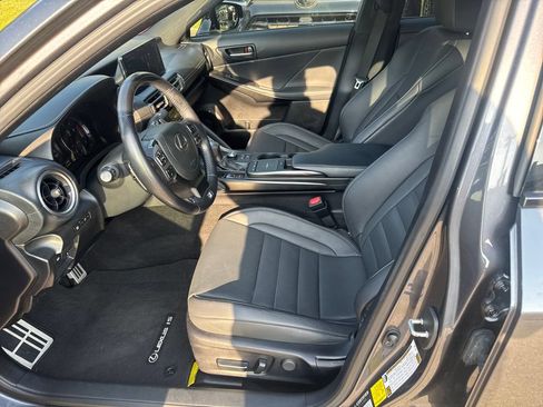 Used 2022 Lexus IS 350 F Sport w/ Navigation Package RWD image 14