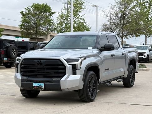 Used 2023 Toyota Tundra SR5 image 6