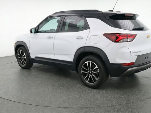 Used 2025 Chevrolet TrailBlazer LT image 6