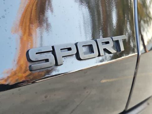 Used 2025 Honda HR-V Sport image 11