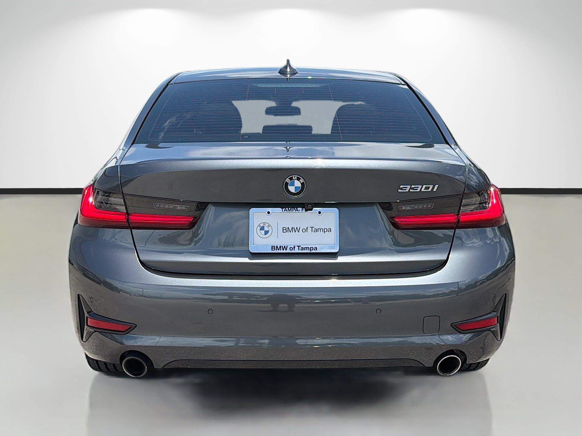 Used 2021 BMW 330i Sedan w/ Premium Package RWD image 4