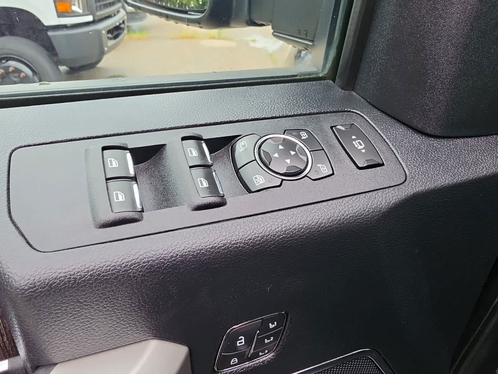 Certified 2020 Ford F250 Lariat AWD/4WD image 24