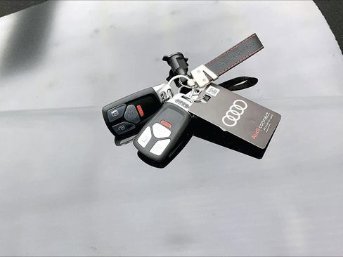 Certified 2024 Audi Q5 2.0T Premium Plus image 14