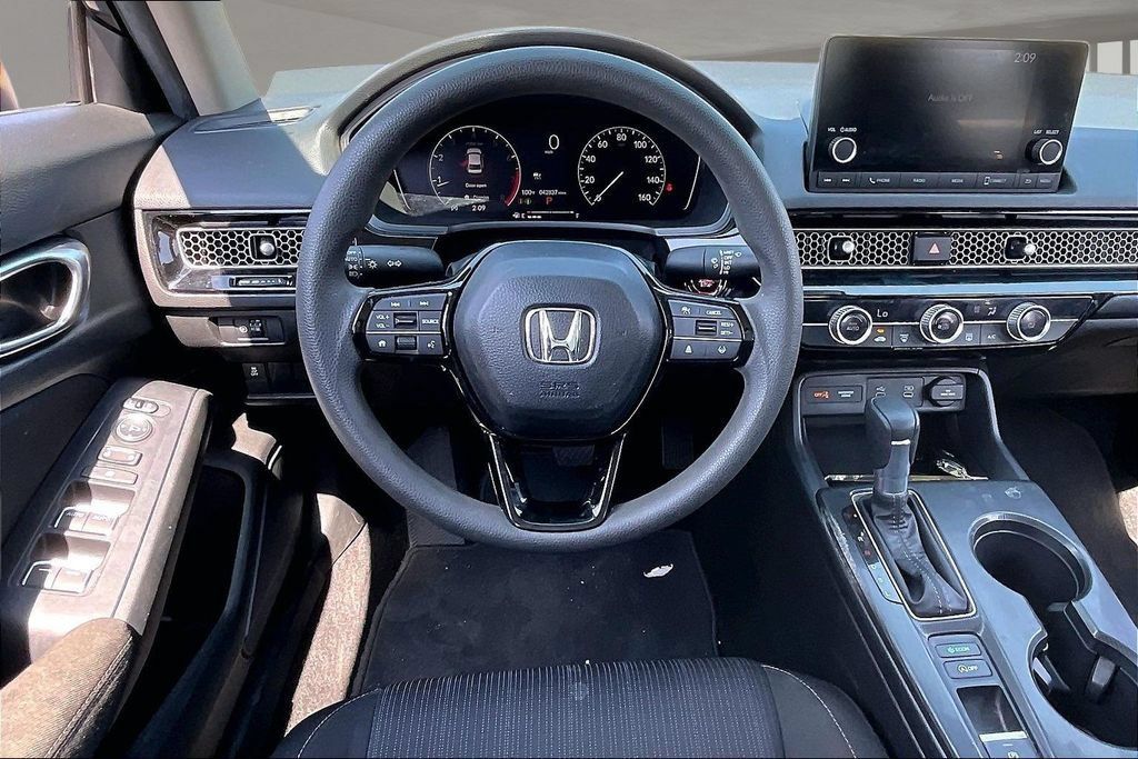 Certified 2025 Honda Civic LX image 8