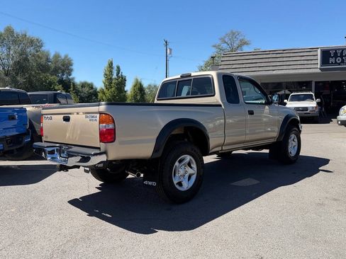 Used 2003 Toyota Tacoma 4x4 Xtracab V6 w/ Convenience Pkg image 62