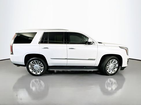 Used 2019 Cadillac Escalade Platinum AWD/4WD image 8