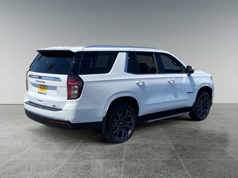 Used 2024 Chevrolet Tahoe LT w/ Luxury Package AWD/4WD image 5