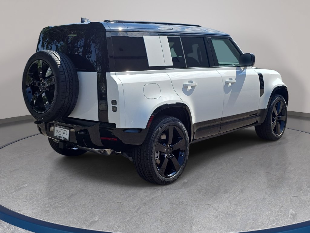 New 2026 Land Rover Defender 110 X-Dynamic SE AWD/4WD image 5