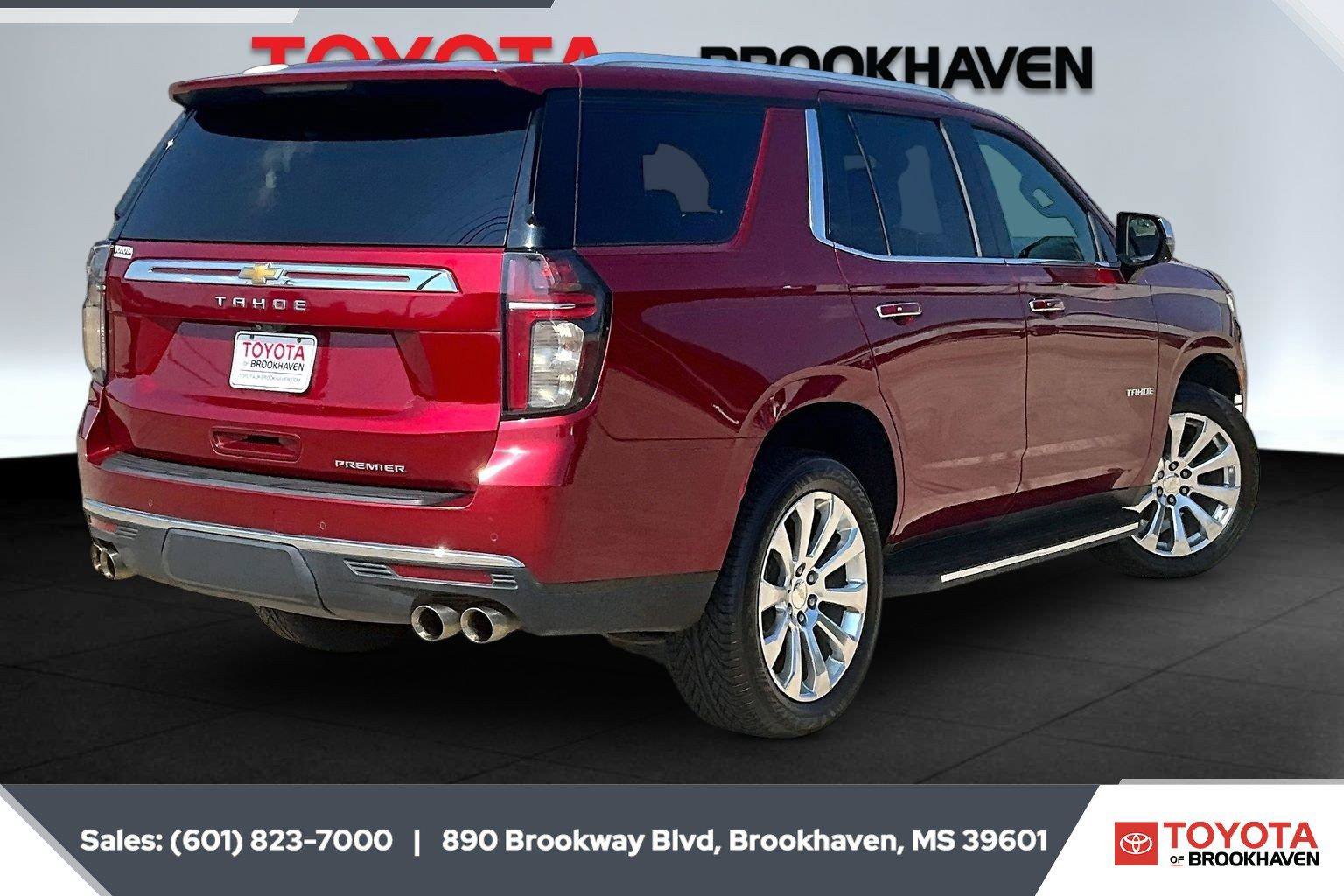 Used 2021 Chevrolet Tahoe Premier w/ Premium Package RWD image 11