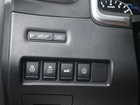 Used 2023 Nissan Murano SL w/ SL Moonroof Package FWD image 13