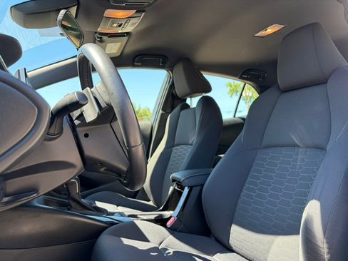 Used 2019 Toyota Corolla SE FWD image 16