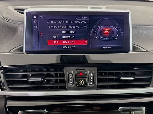 Used 2022 BMW X2 sDrive28i w/ Convenience Package image 17