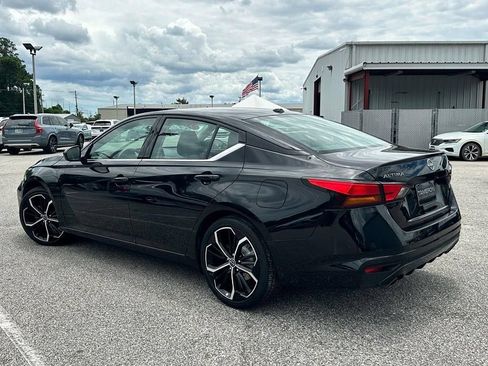 Used 2024 Nissan Altima 2.5 SR FWD image 4