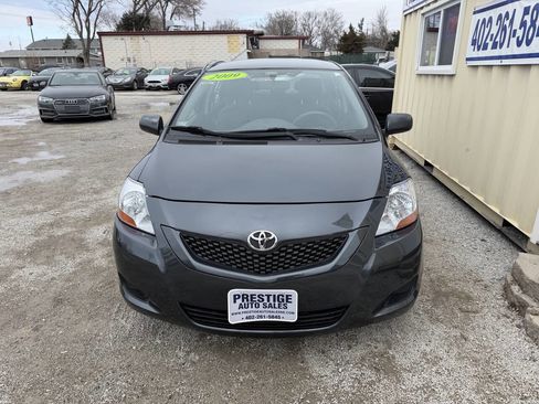 Used 2009 Toyota Yaris Sedan image 2