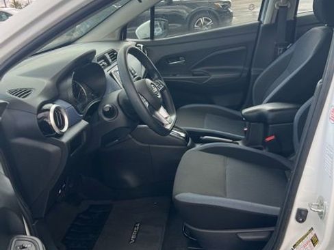 Used 2024 Nissan Versa SV image 15