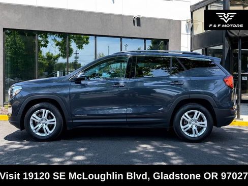 Used 2018 GMC Terrain SLE w/ Driver Convenience Package AWD/4WD image 4