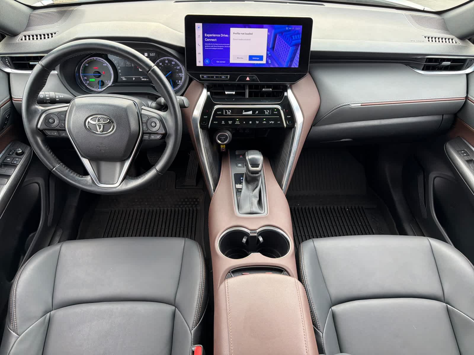 Used 2023 Toyota Venza XLE AWD/4WD image 3