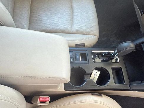 Used 2018 Subaru Outback 2.5i Limited image 34