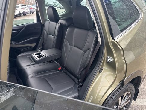 Used 2023 Subaru Forester Limited image 22
