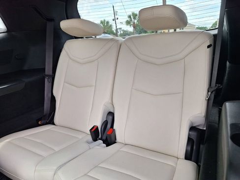 Used 2021 Cadillac XT6 Sport AWD/4WD image 11