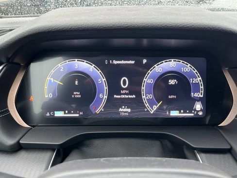 New 2025 Jeep Grand Cherokee Altitude AWD/4WD image 30