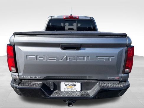 Used 2025 Chevrolet Colorado ZR2 AWD/4WD image 4