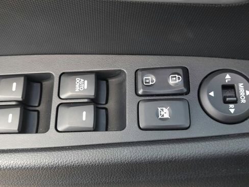 Used 2016 Kia Sportage LX image 16