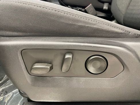 Certified 2023 Chevrolet Silverado 1500 LT image 9