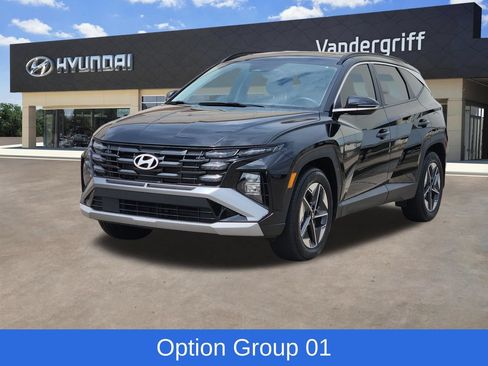 Used 2025 Hyundai Tucson SEL FWD image 2