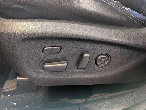 Used 2018 Kia Sorento SX image 15