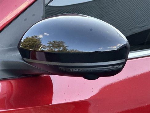 Used 2023 Nissan Sentra SR w/ SR Premium Package image 35