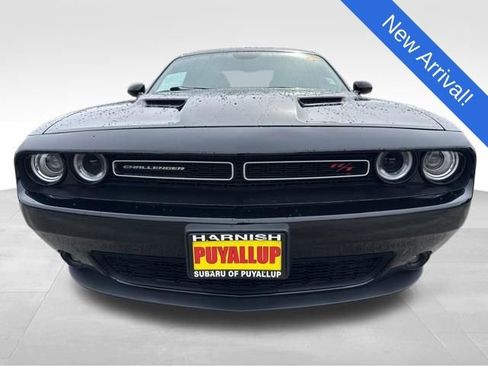 Used 2018 Dodge Challenger R/T RWD image 2