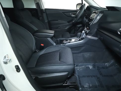Used 2023 Subaru Forester Premium AWD/4WD image 38