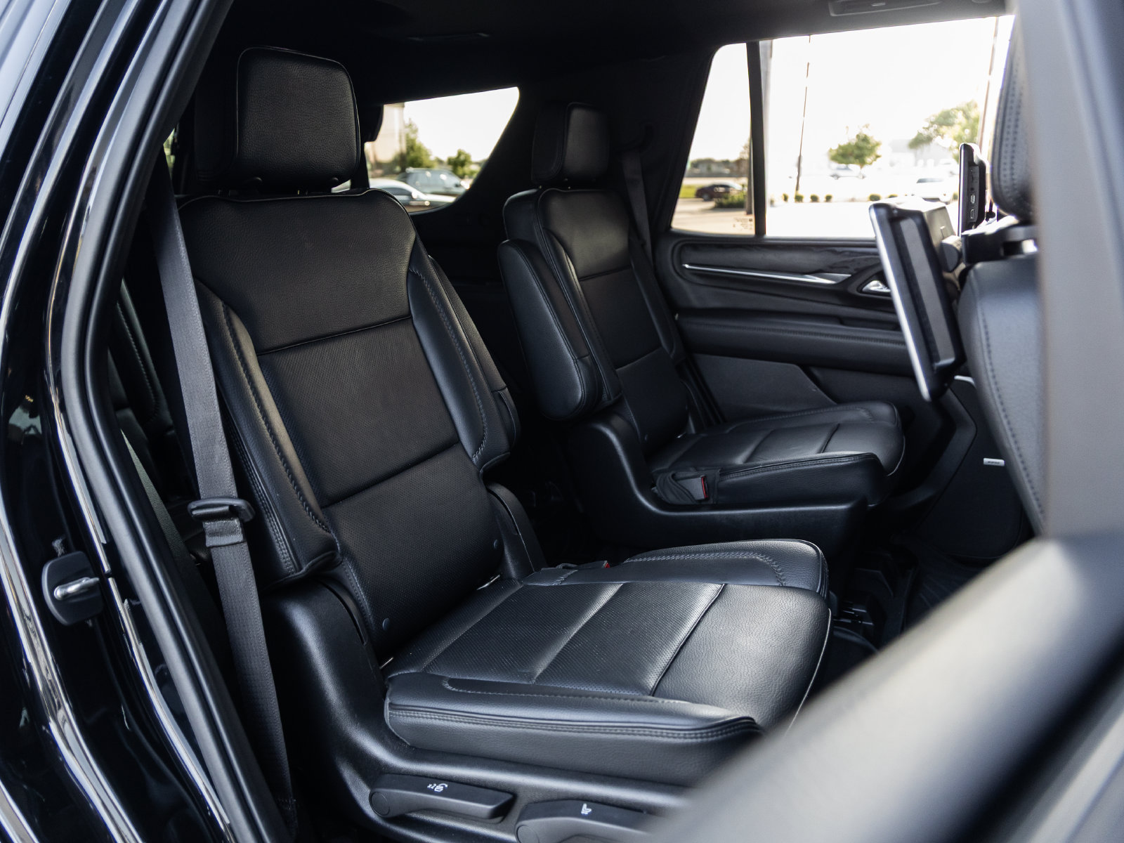 Used 2021 GMC Yukon Denali w/ Denali Premium Package RWD image 37