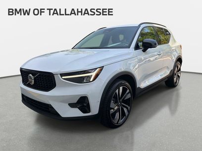 Used 2025 Volvo XC40 B5 Plus