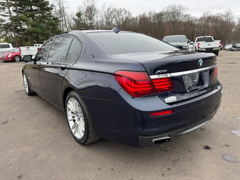 Used 2014 BMW 750Li xDrive image 3