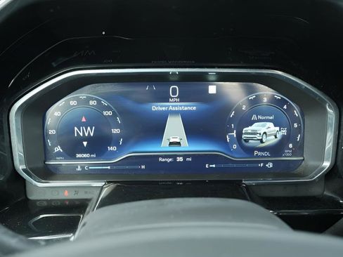 Used 2022 Chevrolet Silverado 1500 LT image 30