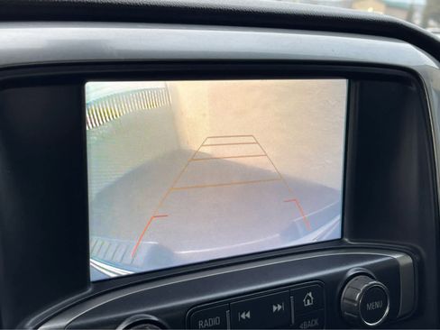 Used 2018 Chevrolet Silverado 1500 LT w/ LT Convenience Package image 20