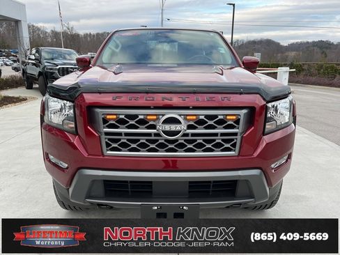 Used 2024 Nissan Frontier SV w/ Technology Package image 26