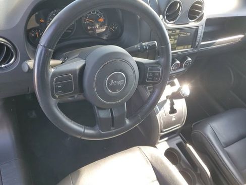 Used 2017 Jeep Patriot High Altitude image 17