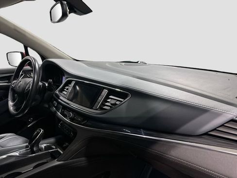 Used 2021 Buick Enclave Essence w/ LPO, Touring Package AWD/4WD image 31
